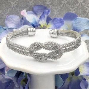 🌼 Loop Knot Silver Tone Cable Cuff Bracelet